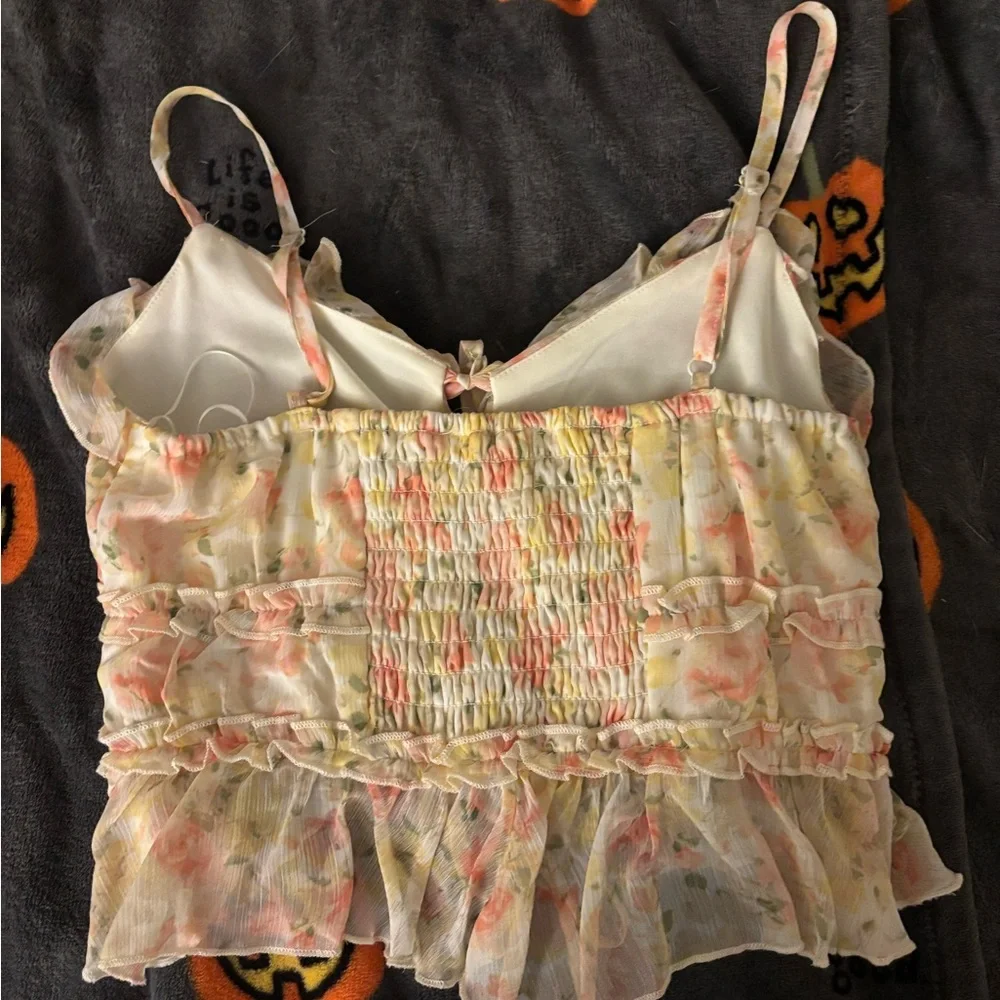 Floral Ruffle Set Size Medium - Picture 5 of 7